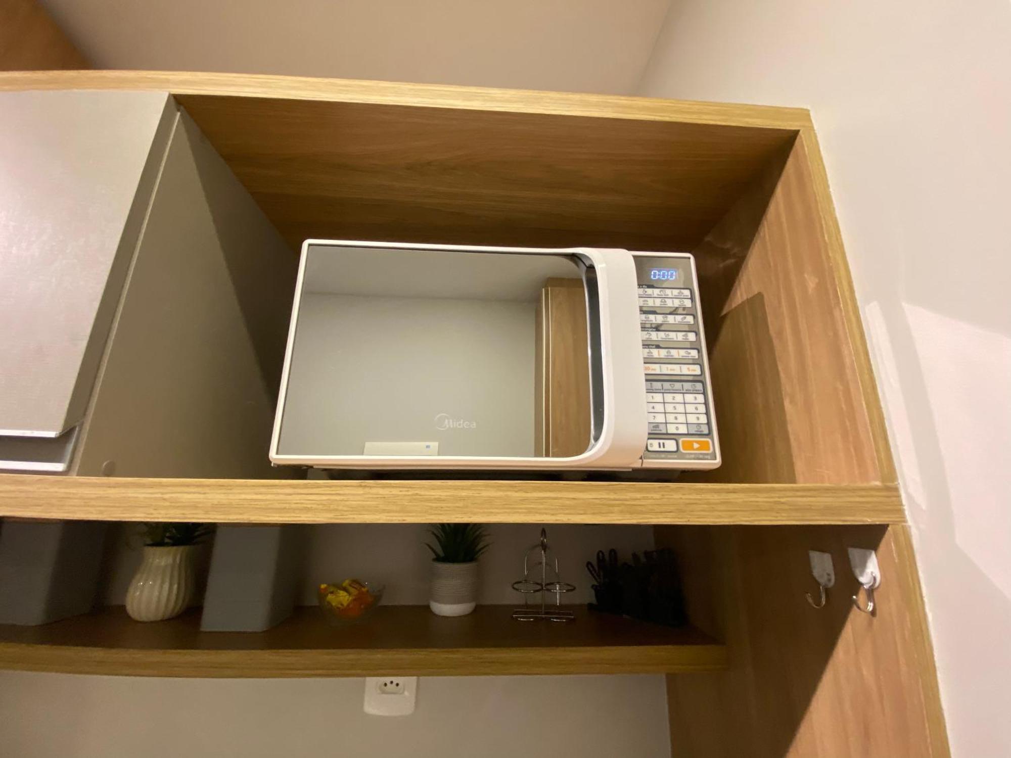 Apartamento Moderno Em Frente Ao Metro Bras ! *